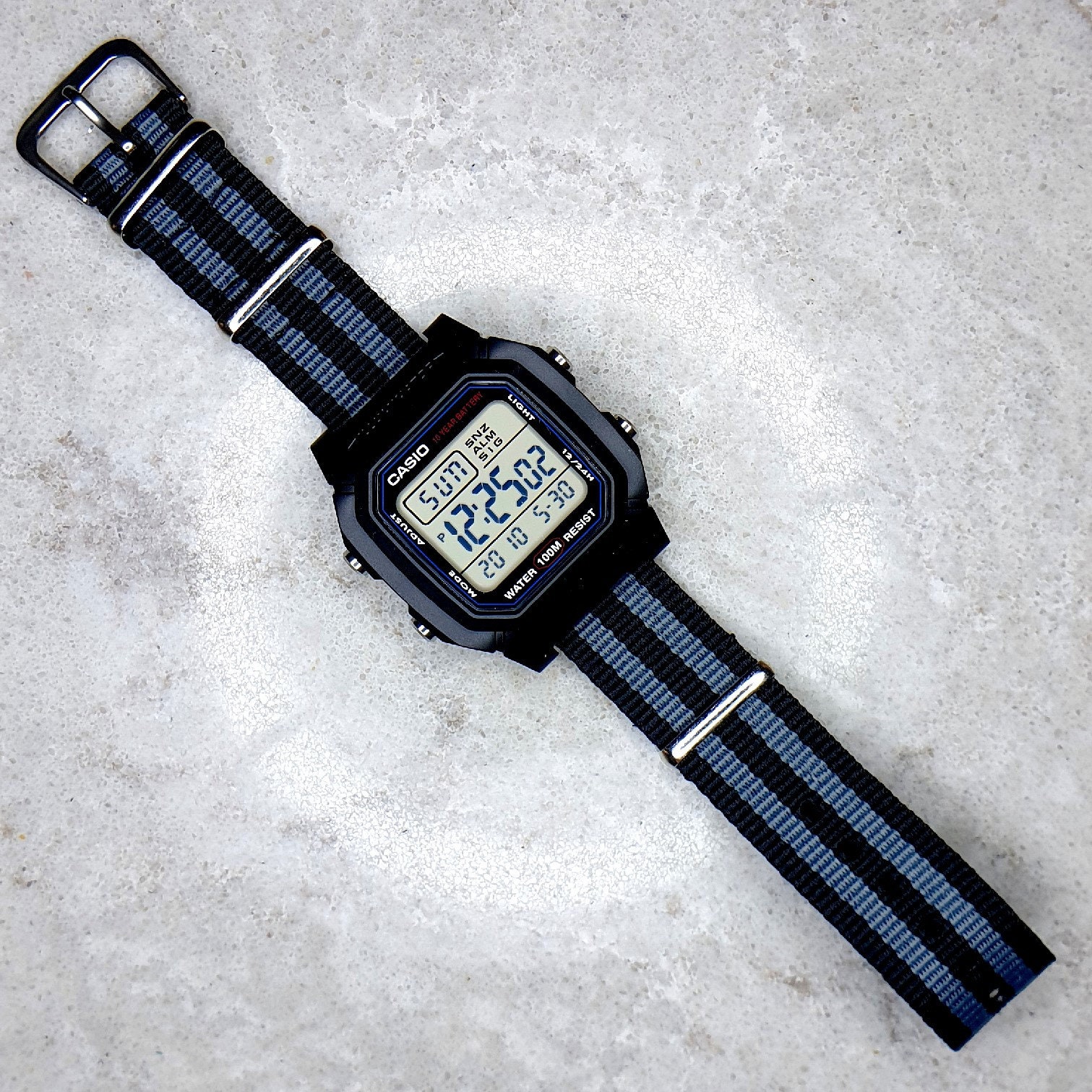 Ik wil niet Polijsten Reizen Casio 10 jaar batterij levensduur horloge op een zwart en - Etsy Nederland Ik wil niet Polijsten Reizen Casio 10 jaar batterij levensduur horloge op een zwart en - Etsy Nederland
