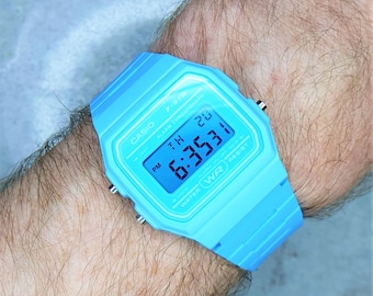 Reloj Casio con pantalla azul Mod (F-91WC-2AEF), The Blue Sky
