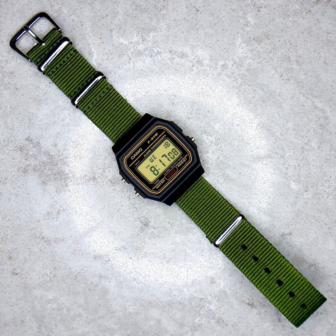 F91w store nato strap