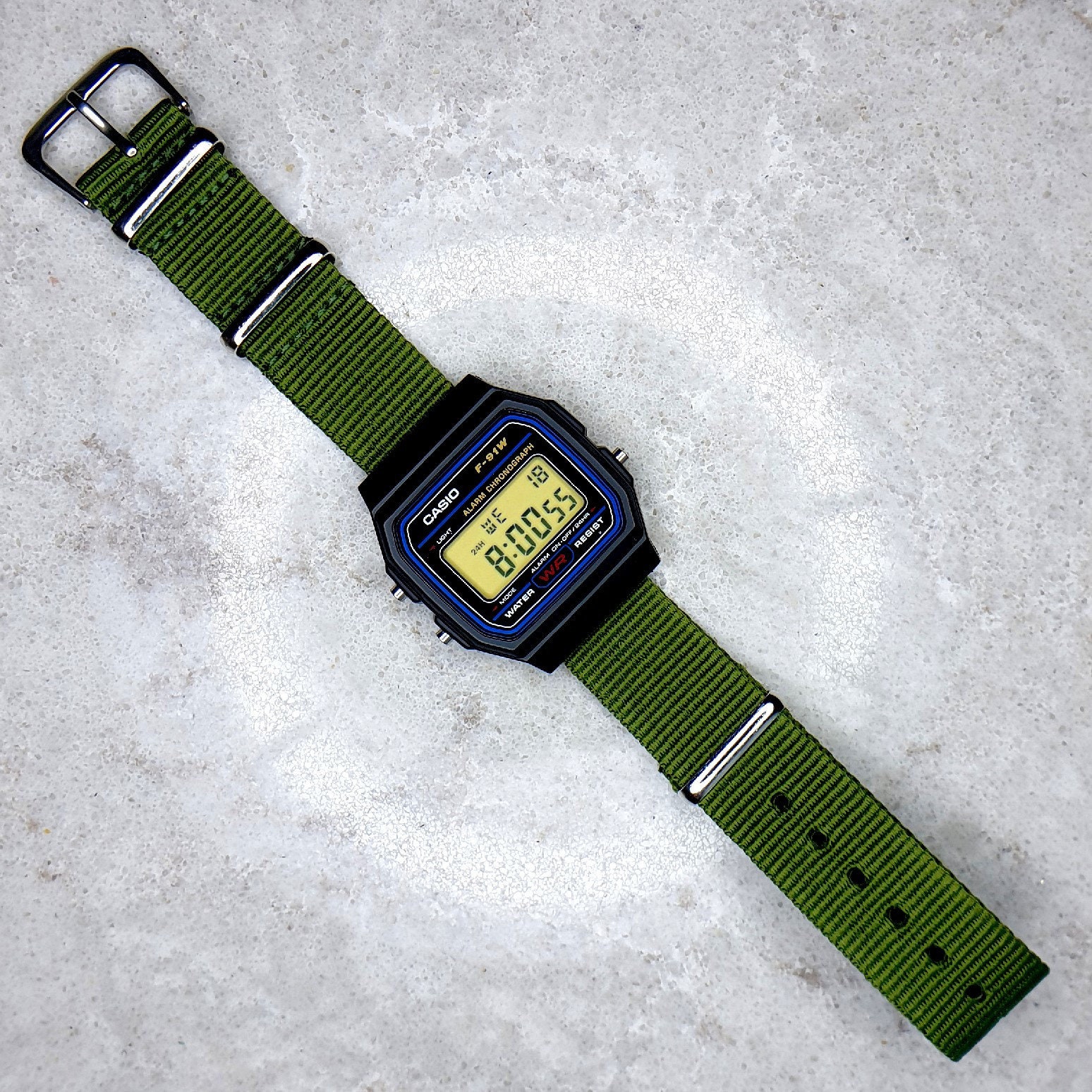 Reloj Casio F-91W con correa de nylon verde. Opción para agregar un mod de  color de pantalla, 8 colores para elegir -  México