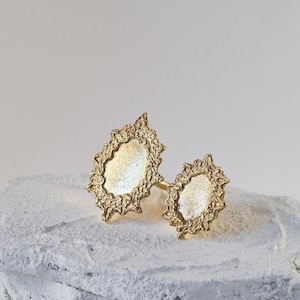 Gold plated double finger ring, silver double ring, contemporary bobbin lace, cameo ring, victorian jewelry | CAMEO COLLECTION