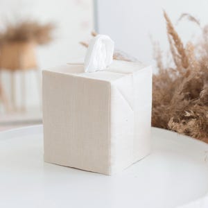 Eggshell Linen Square Tissue Box Cover with Cotton Lining