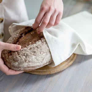 White Linen bread storage bag with drawstring closure. European Washed Zero-Waste Linen food storage bag.