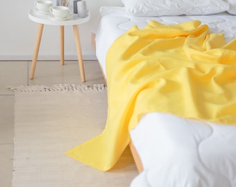 Linen throw blanket. Lemon Yellow cover for couch. Soft beach blanket. Zero waste Holiday  gift