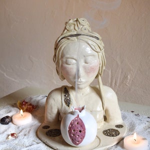 Persephone bust, Ceramic bust,