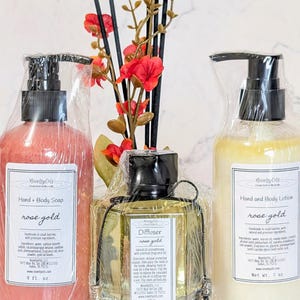 Aromatherapy Gift Set with Soap, Lotion, Reed Diffuser with Flower Pick - in Rose Gold Fragrance