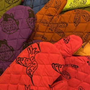 Block Printed 100% Colored Quilted Cotton Oven Mitts, 12.5x8 Inches, Birds Chicken Rooster Dragonfly Bee, Fair Trade from Nepal