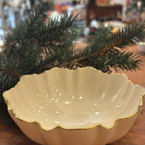 Lenox Cream Beige Ceramic Fine China Bowl with Gold Edge, Candy Dish, Catch All Tray, 6 Inch Diameter 2 Inch High, Made in USA