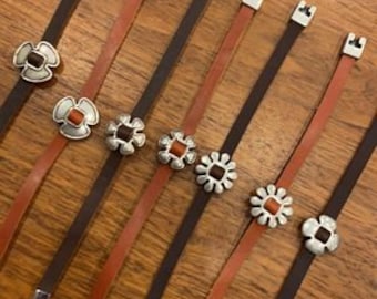 Lucky Brand Boho Floral Belt Leather Embroidered Brass  display picture 3