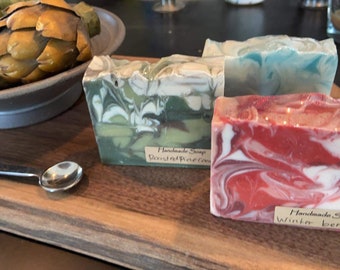 Amish-Made Hand-Cut All Natural Herbal Bar Soaps & Bars, 4 Ounces, Garden Path Soap Winterberry Candy Cane Mint Sparkling Snowflake Coffee