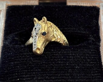 10 Karat Gold Horse Head Ring. Size 5.