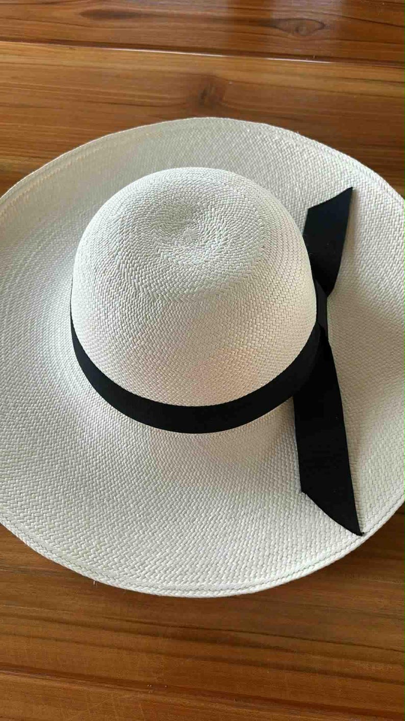 Sombreros Panamá tejidos a mano, sombreros Montecristo, sombrero fedora para el sol, comercio justo de Montecristo Ecuador Women Med Black Sash