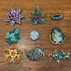 Juliana Brooch for Sarah Coventry - Etsy Juliana Brooch for Sarah Coventry - Etsy