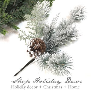 Snowed pine cone pick, pine cone centerpiece, floral pine cones, hand tied pinecone, bundle, Christmas decor, Holiday decor, snow pine cone