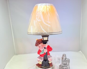 Vintage 1970's "Bar" lamp, made of ceramic, drunk Scottish man Hugging lamp post