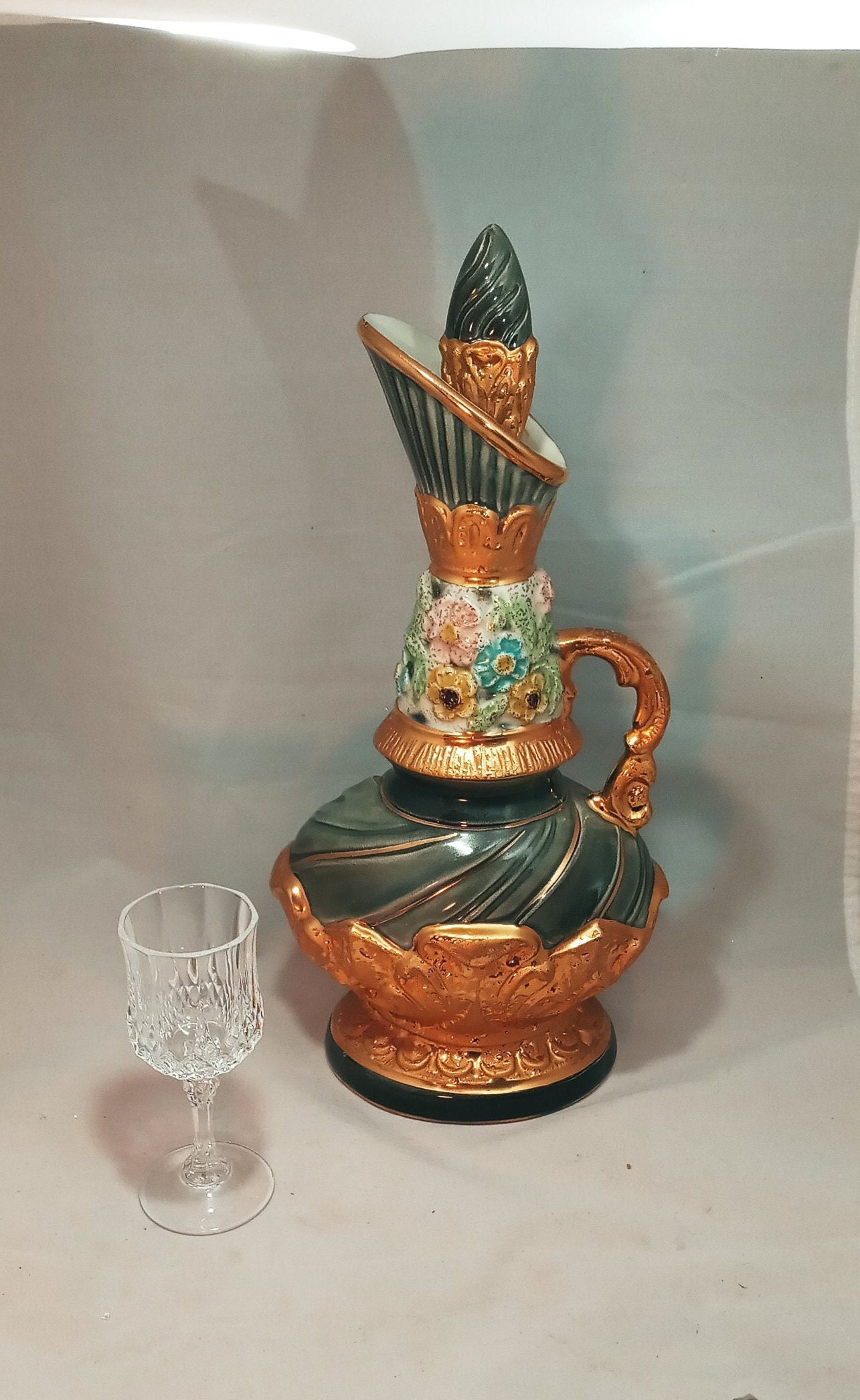 James B. Beam Distilling, Liquor Bottle, 1961, Genuine Regal China