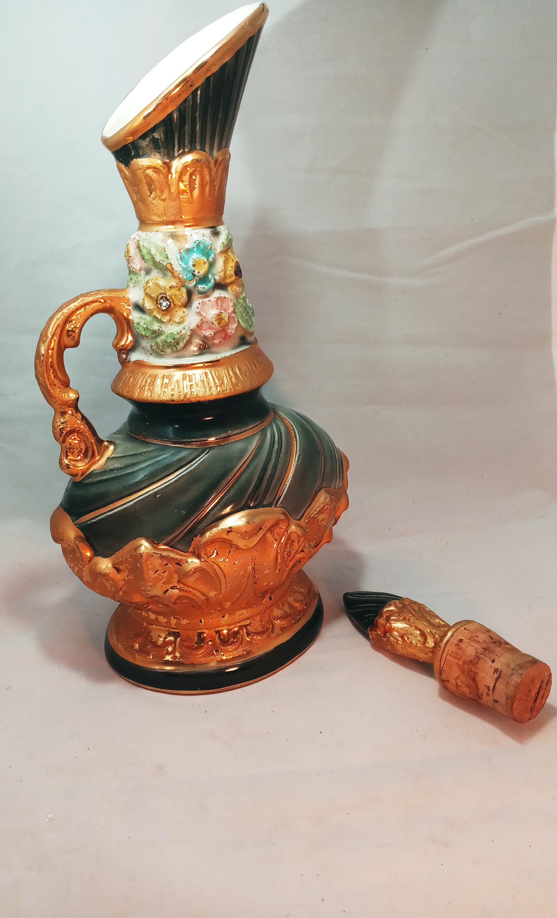 James B. Beam Distilling, Liquor Bottle, 1961, Genuine Regal China