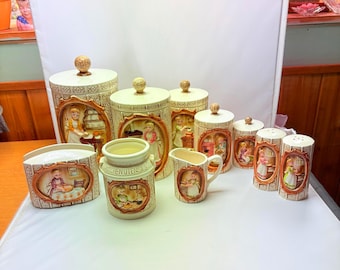 Sears en Robuck en co. Pioneer 5-delige jerrycanset voor dames met zout- en pepervaatjes, keukengereihouder, servethouder, creamer, 1978