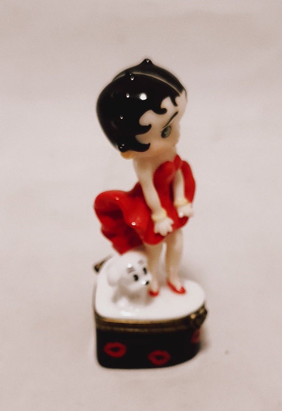 Betty Boop trinket case with miniature mouse insi… - image 2