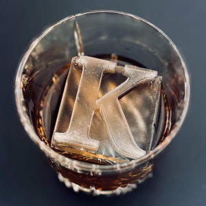 Custom Ice Cube Trays– Embossed Personalized Ice Cubes for Whiskey & Cocktails