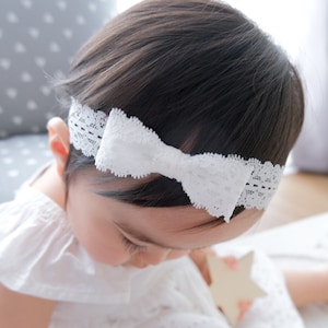 CLASSIC SMALL BOW Soft Elastic Lace Headband, Simple Baby Hairband, Girl Christening Headband, Baptism Head Band, Simple White Bow Hair Band