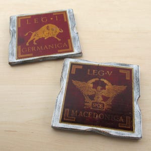 Stendardi della Legione Romana - leg I germanica, leg V macedonica, 1a legione, 5a legione, impero romano, spqr, legio i, legio v - 100% fatti a mano