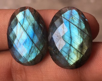 Full Blue Flashy Labradorite one side chekar Faceted Gemstone Handmade Smooth Labradorite Best For Silver Oval Shape Size- 25x18x6 MM 43 Cts