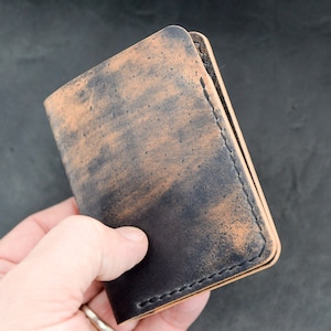 Cartera plegable simple para tarjetas y efectivo, cordobesa de concha de rocado negro mármol, hecha a mano