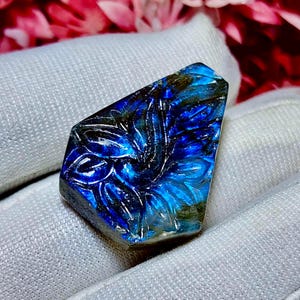 Loose Labradorite , Handmade Carved Gemstone, Natural Labradorite,Blue Flashy Labradorite, Jewelry Making,Cabochon Labradorite, 34 Cts