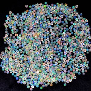 2×2 MM Natural Ethiopian Opal Round Gemstonewelo Opal, AAA Opal, Opal Round, Opal cabochon, Rainbow Fire, multi fire Opal, wholesale opal