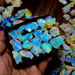 20 PCS Ethiopian Opal Rough: Welo Fire Opal Gemstones, 25-15 MM
