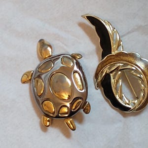 2 Gold vintage brooch, ,coat brooch, clothing accessories, gift for him/her, wedding brooch