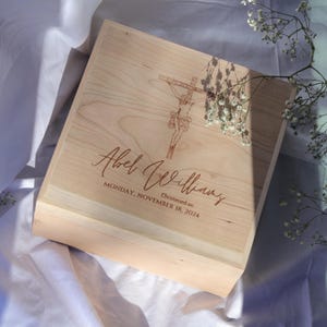 Baby Baptism Keepsake Box, Personalized Baptism Gift for Catholics, First Communion, Infant Baptism, Christening, Engraved Wooden Box