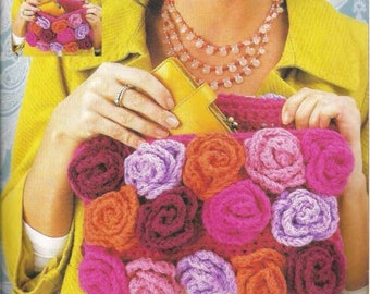 Crochet Pattern Women's Flowering Clutch.