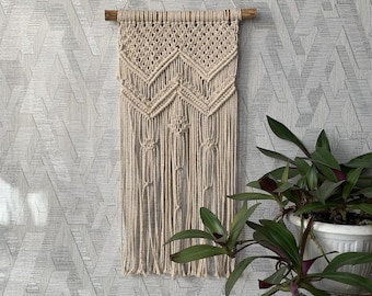Macrame Pattern | Written PDF with video | Beginner Digital Macrame Wall Hanging Pattern | Instant download
