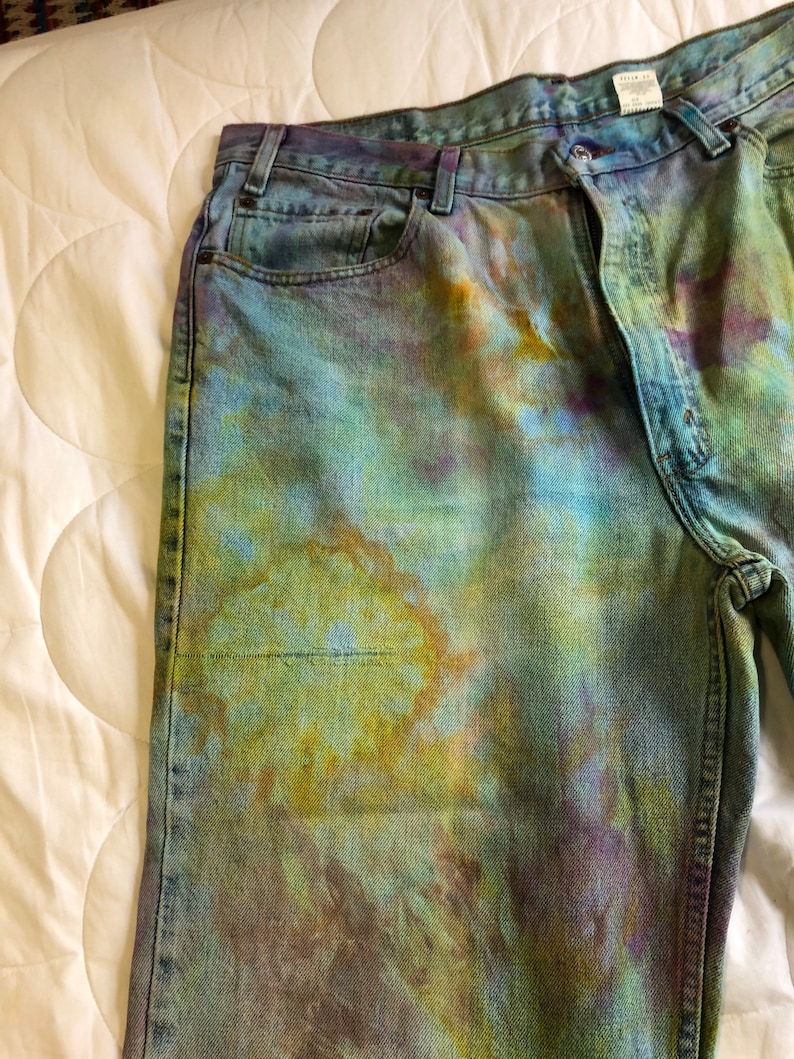Ice Dyed Levi\u2019s 550s
