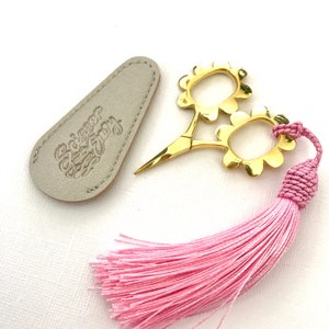 Embroidery Scissors - Floral Embroidery scissors - Embroidery tools, Scissors for crochet - Thread snips - Wildflower - Scissors and Flowers