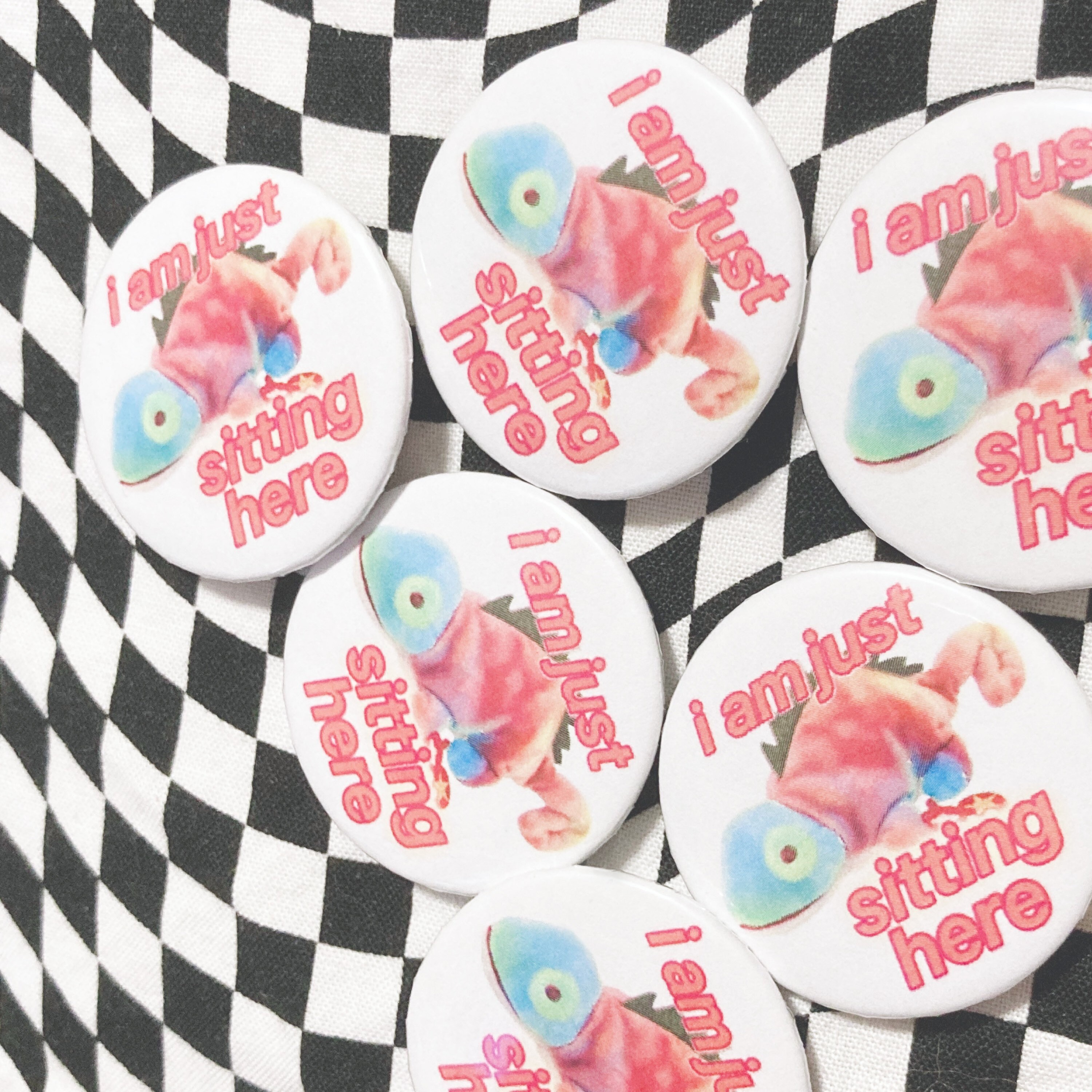 i am just sitting here beanie baby chameleon button! (1.5")