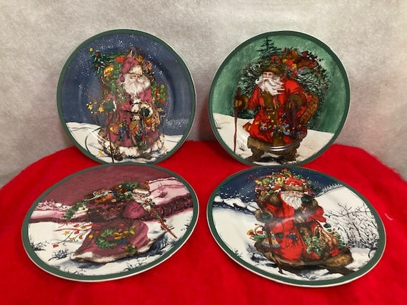 Royal Norfolk Decorative Christmas Old World Santa plates