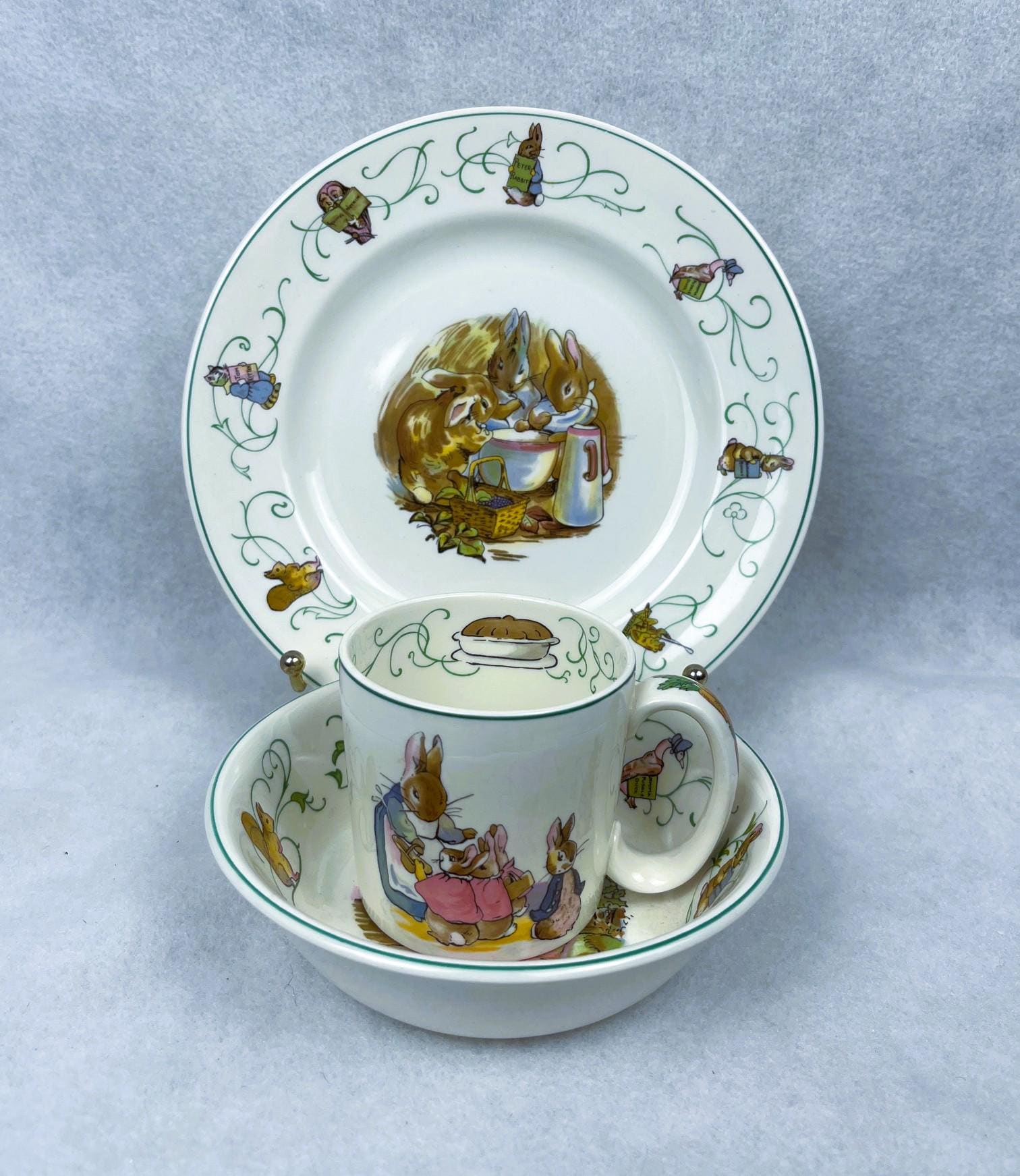 ウェッジウッド　Peter Rabbit 食器セット 15点 Wedgwood Peter Rabbit 3-piece Child's Nursery Set-beatrix Potter