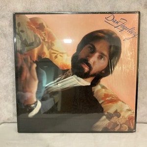 Vintage 1982 Dan Fogelberg Greatest Hits Vinyl LP in Excellent condition
