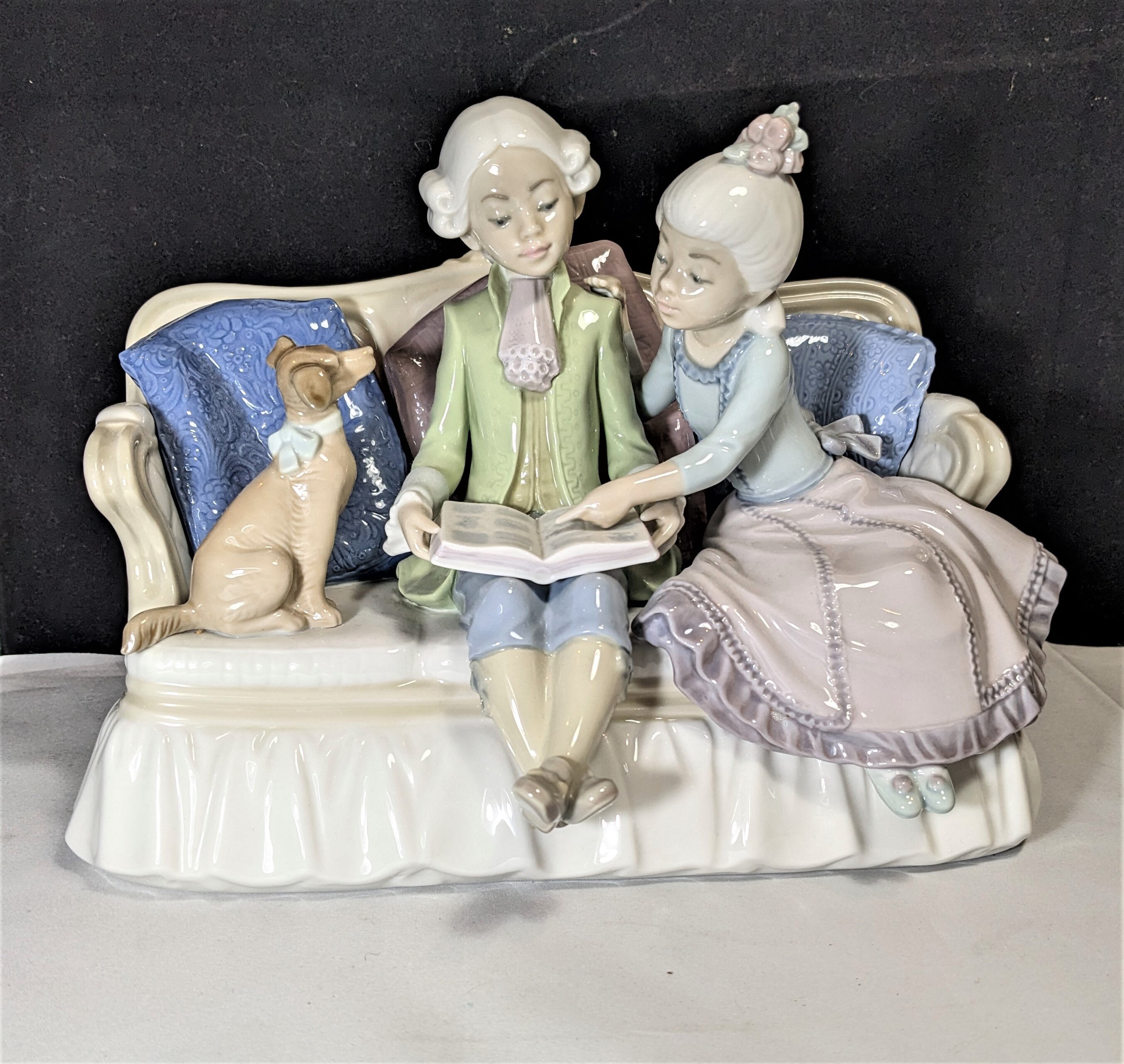 Lladro #5229 Storytime Rare Girl & Boy Reading on Couch With Dog