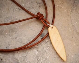 Halskette/Eleganter Holzanhänger aus Ahorn-Holz und Stirling Silber,Surfschmuck, Holzschmuck, Necklace, Collar, Surfbrett