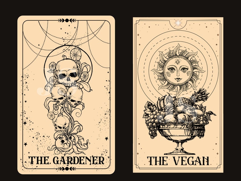 Puede incluir: Dos cartas de tarot con arte lineal negro sobre fondo beige. Una carta presenta calaveras y el texto "THE GARDENER". La otra carta muestra una cara de sol y un cuenco de fruta, con el texto "THE VEGAN".