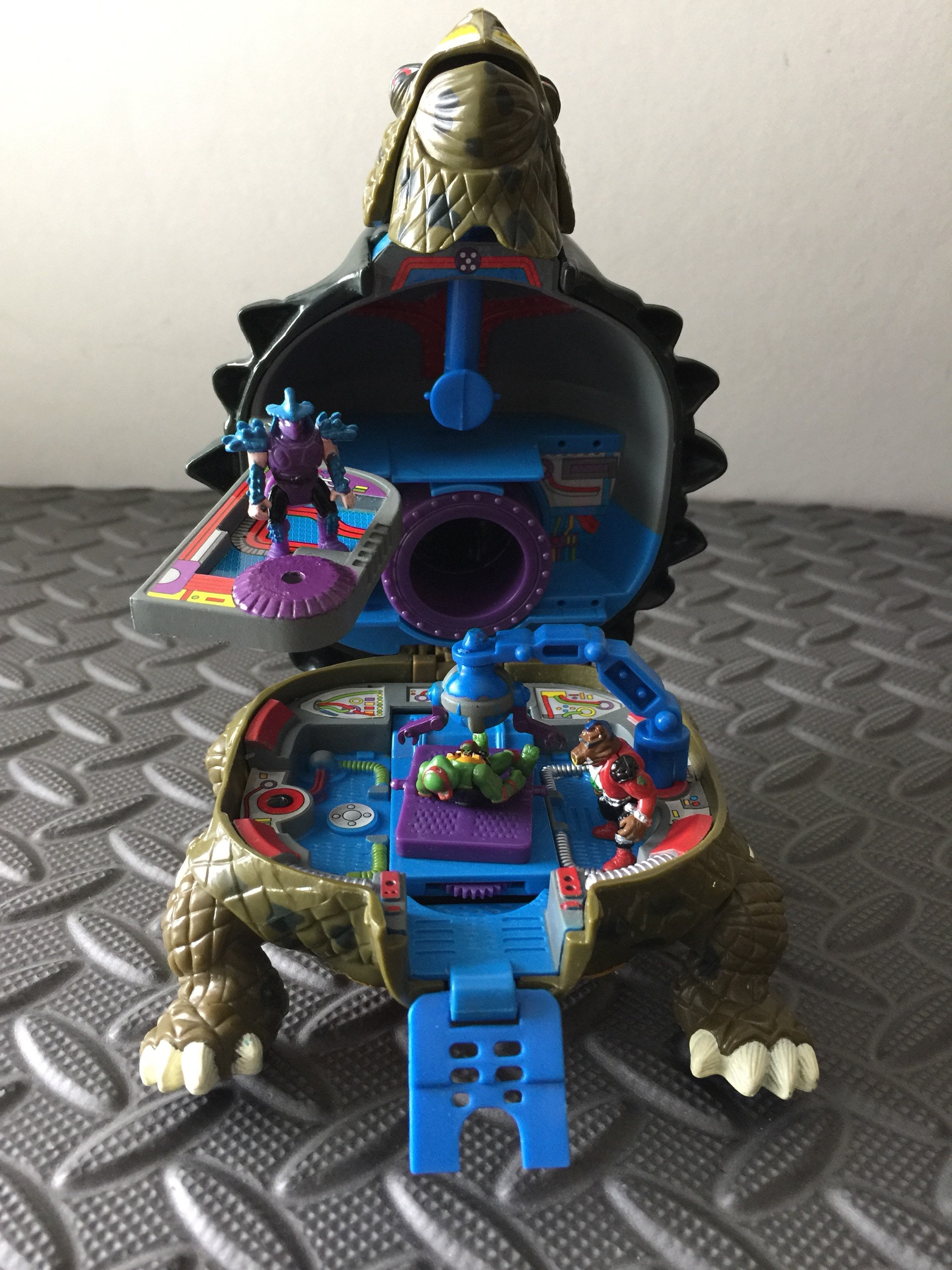 Teenage mutant ninja turtles technodrome playset sale