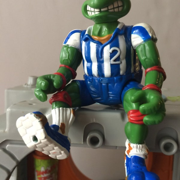 Shell Kickin Raph vintage 1991 Teenage Mutant Ninja Turtles figurine TMNT Soccer Raphael
