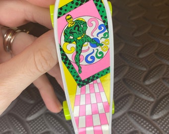 The Riddler vintage Skateboard Pencil Sharpener Fluorescent Yellow wheels Wella Made in China