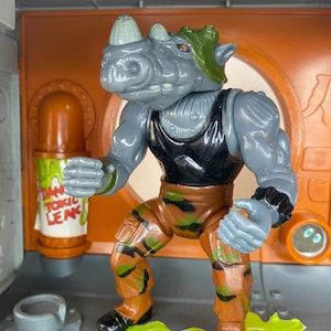 Rocksteady vintage Teenage Mutant Ninja Turtles 1988 Mirage Studios Playmates Toys