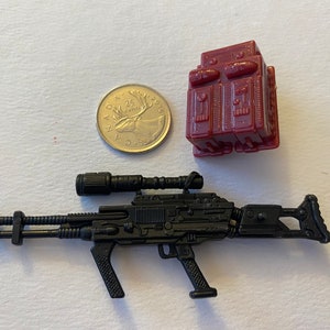 Accesorios y armas de la S.A.W. Viper de G.I.Joe de la época de 1990