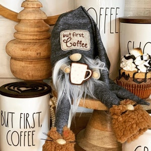 Gnomo de café, bandeja decorativa escalonada, acento de barra de café